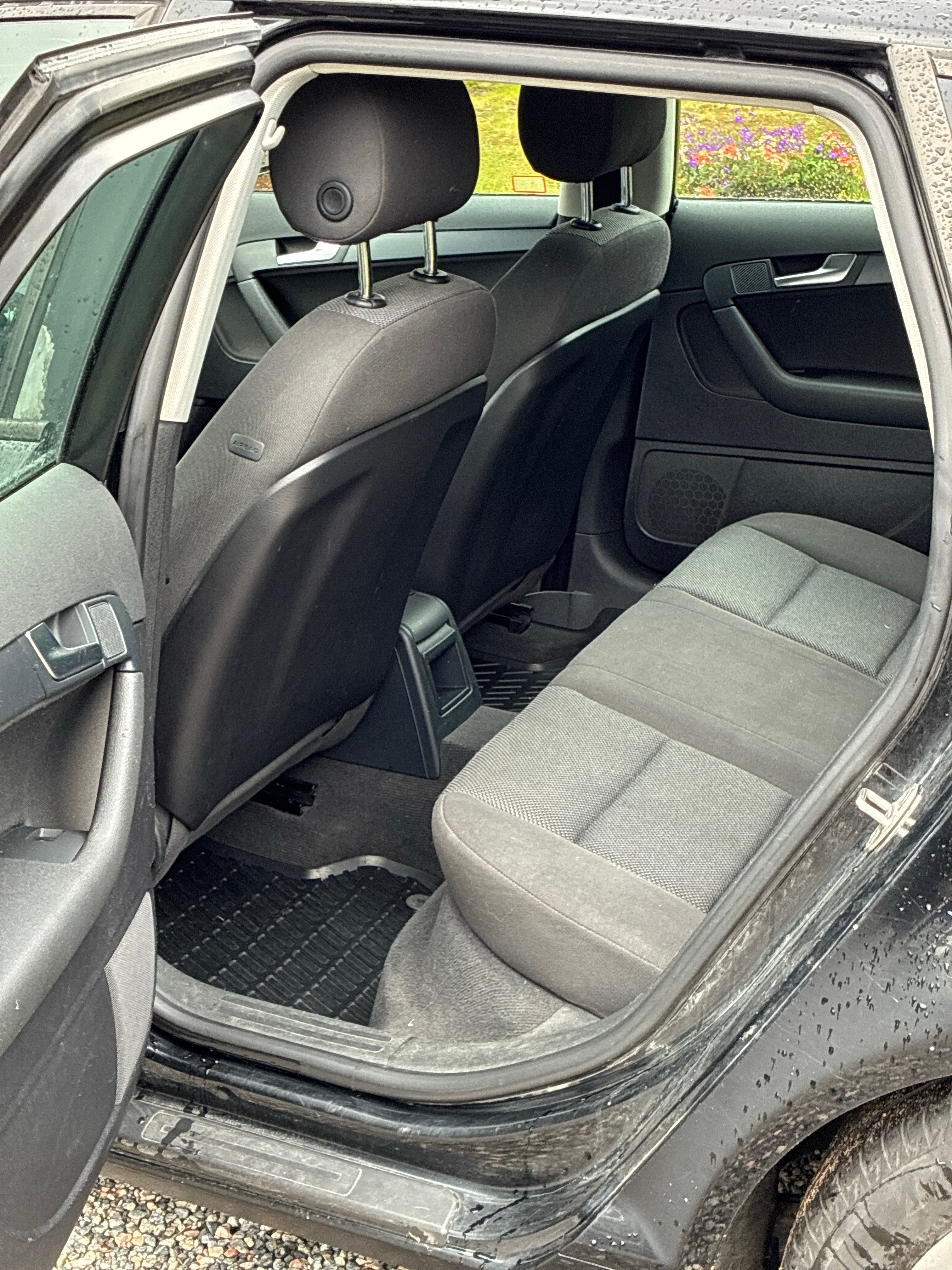 Audi A3 Sportback 1.6 TDI Manuell 2010, bild 6/12