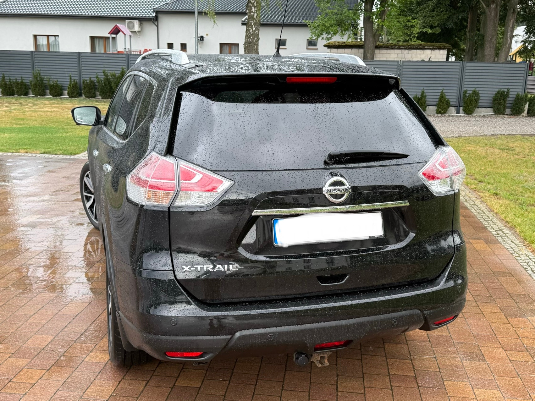 Nissan X-Trail Tekna Plus 2017, bild 4/10