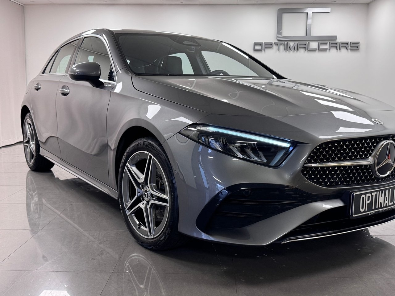 Mercedes-Benz A 2023, bild 2/14