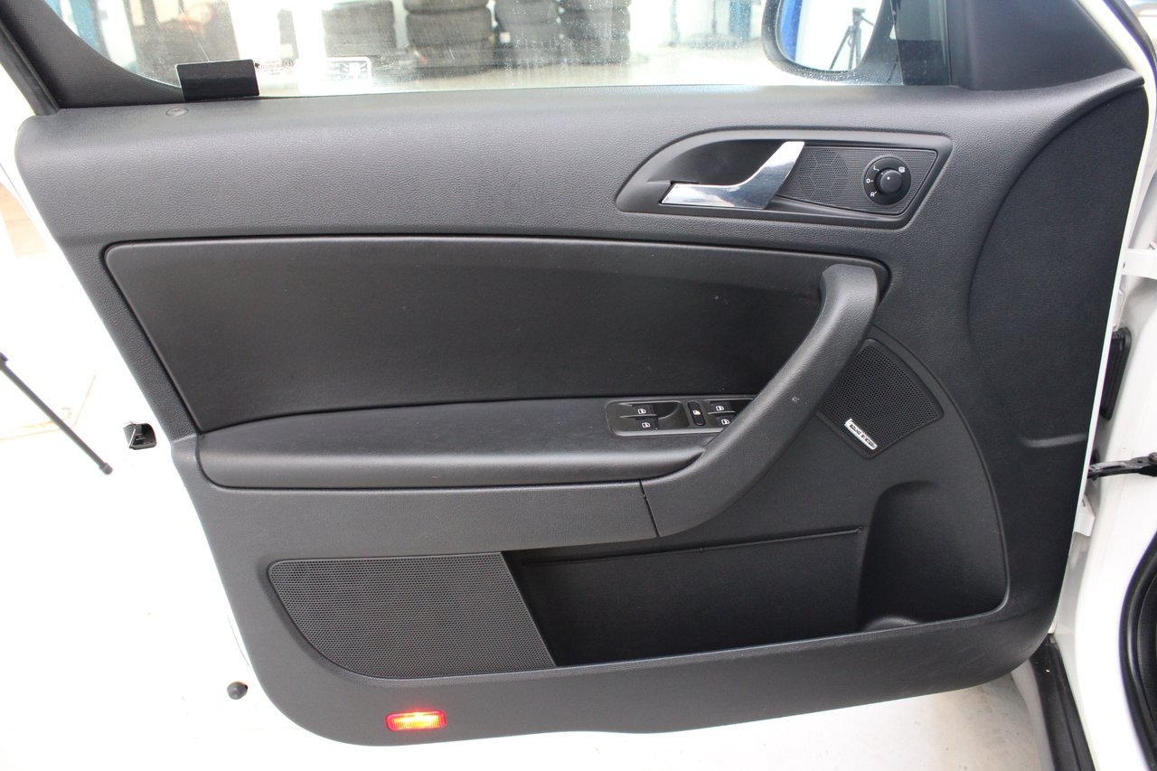 Skoda Yeti 2012, bild 7/10