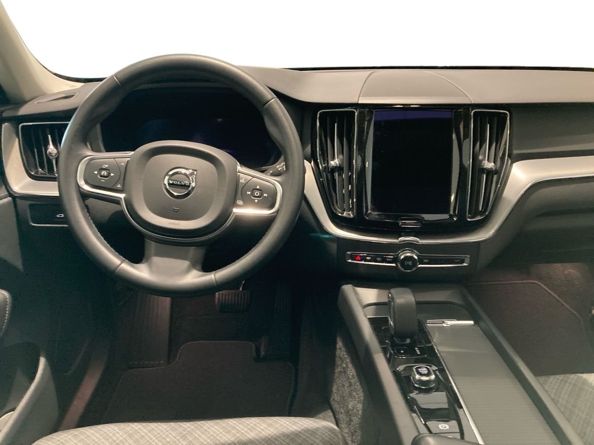 Volvo XC60 Recharge T6 Core Edition 2023, bild 6/10