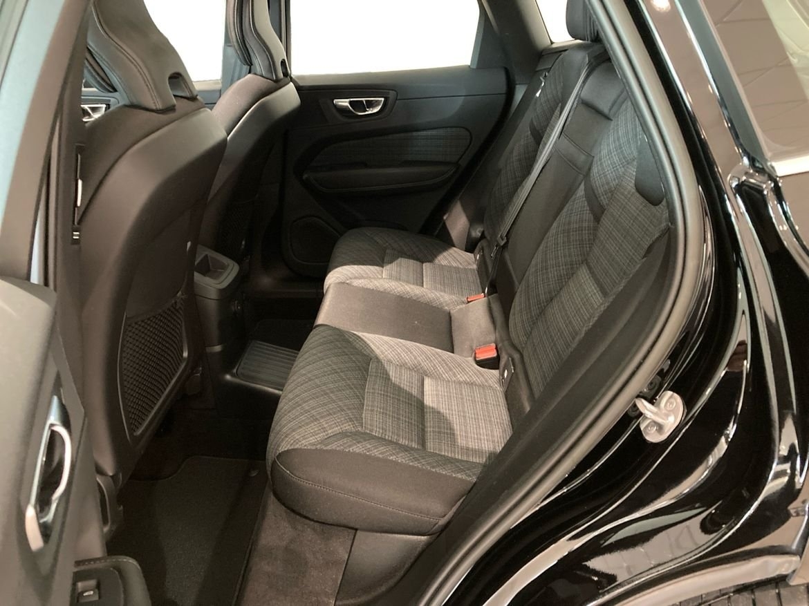 Volvo XC60 Recharge T6 Core Edition 2023, bild 7/10