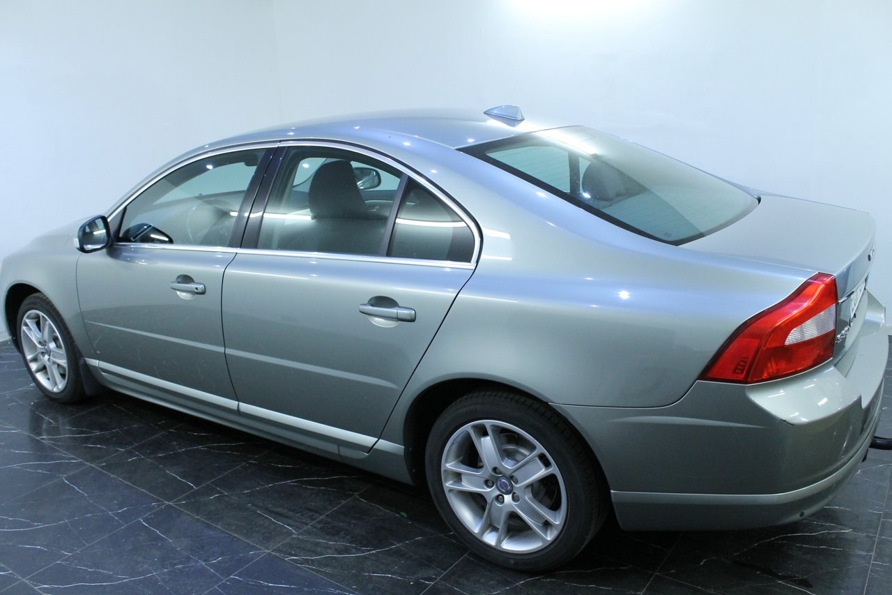 Volvo S80 2007, kuva 7/9