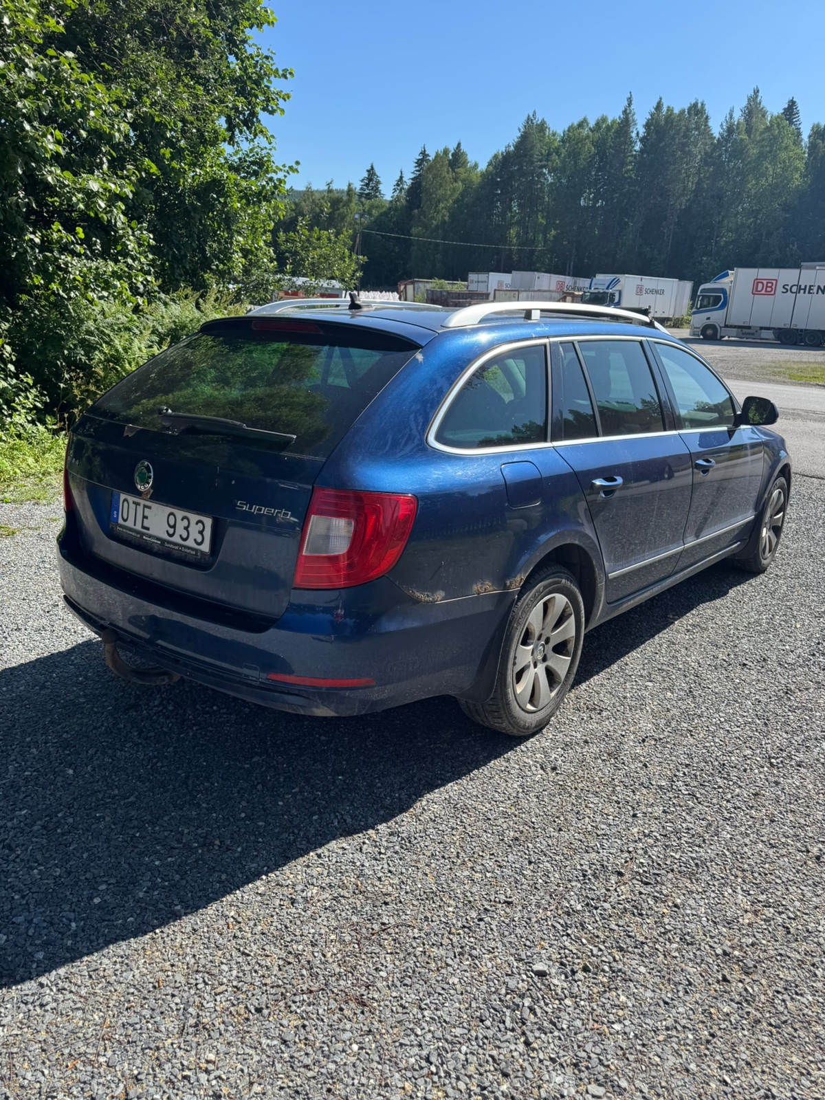 Skoda Superb Kombi 2.0 TDI 4x4 Manuell 2011, kuva 3/4