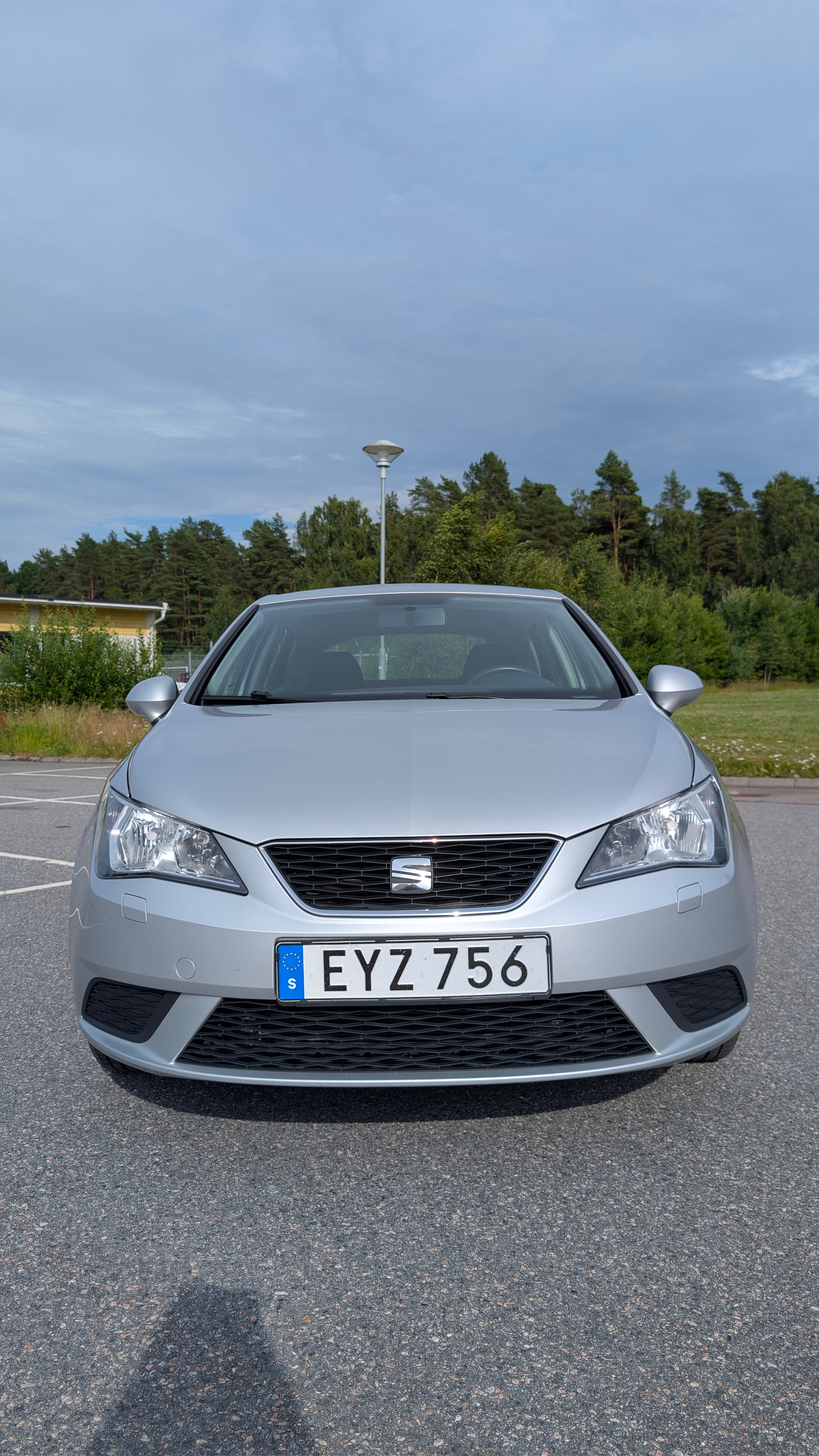 Seat Ibiza 1.2 TSI Manuell 2015, bild 2/14