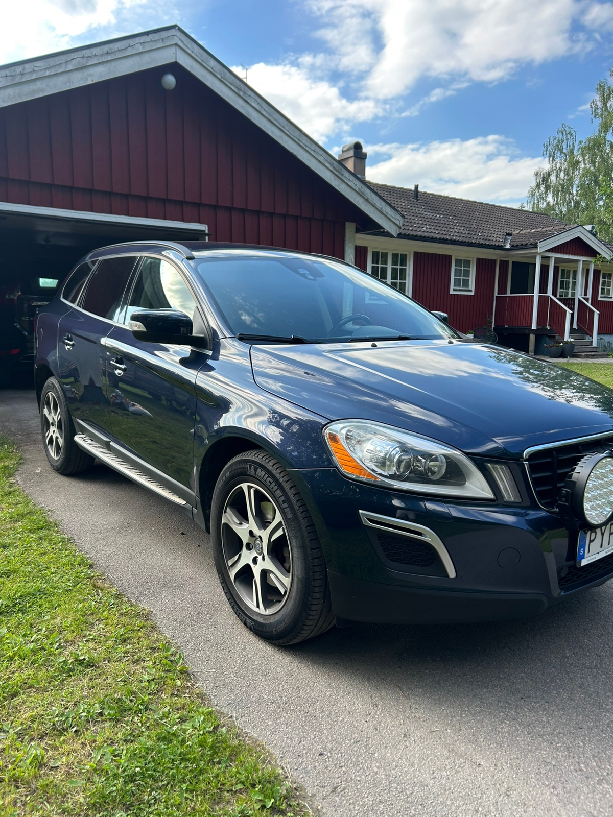 Volvo XC60 D5 AWD Geartronic 2013, bild 2/12