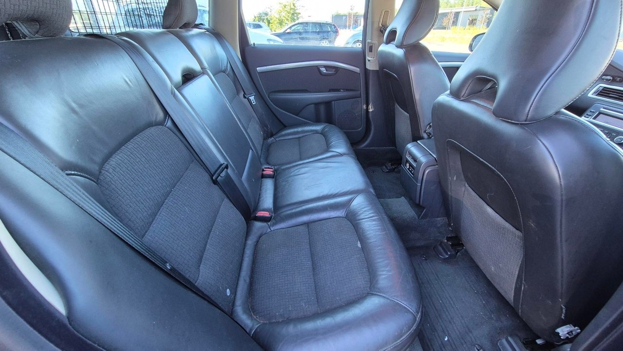 Volvo V70 2.0F Momentum EU4 Nyservad 2008, bild 7/9