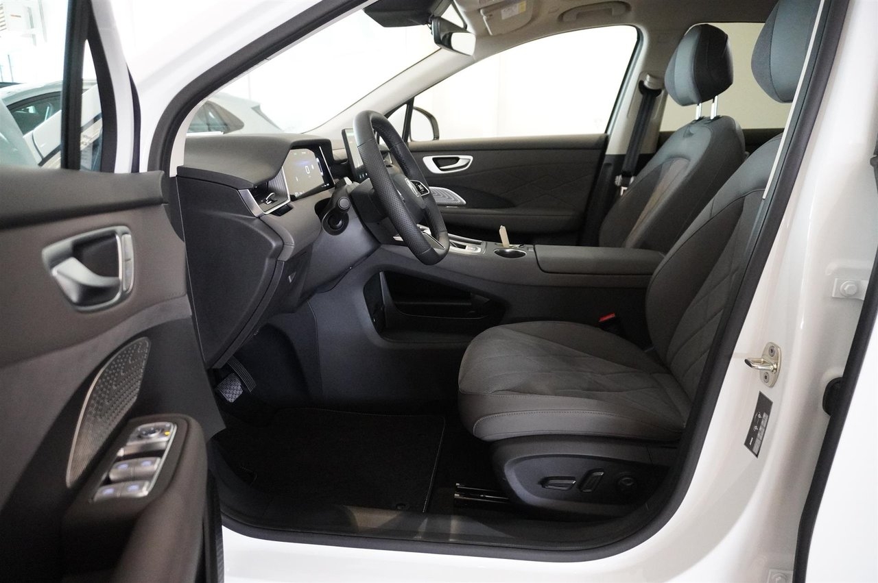 MG MGS6 EV EV Luxury AWD 77 kWh 2026, bild 6/12