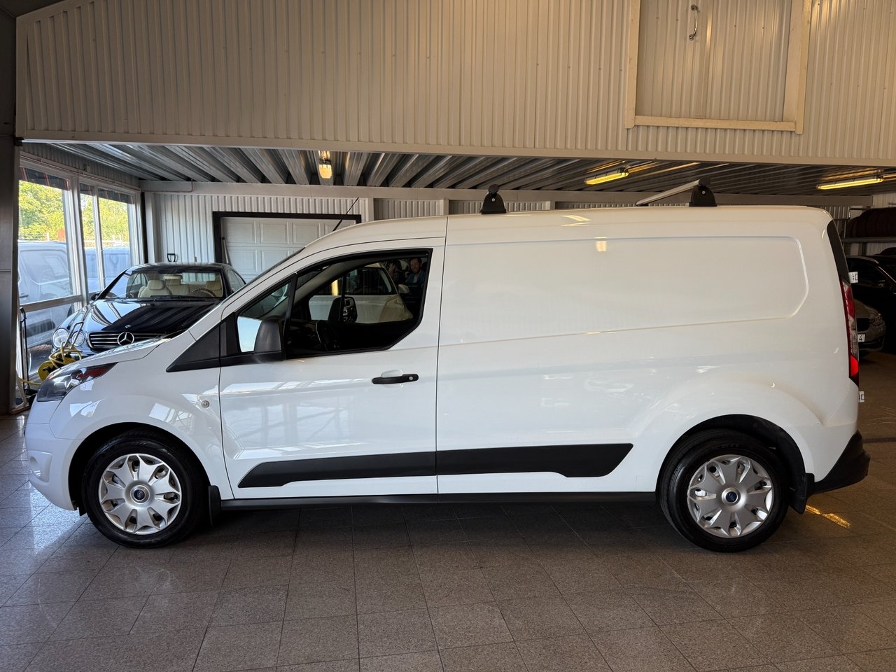Ford Transit Connect 2018, kuva 2/10