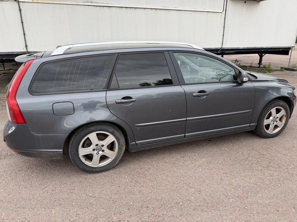 Volvo V50