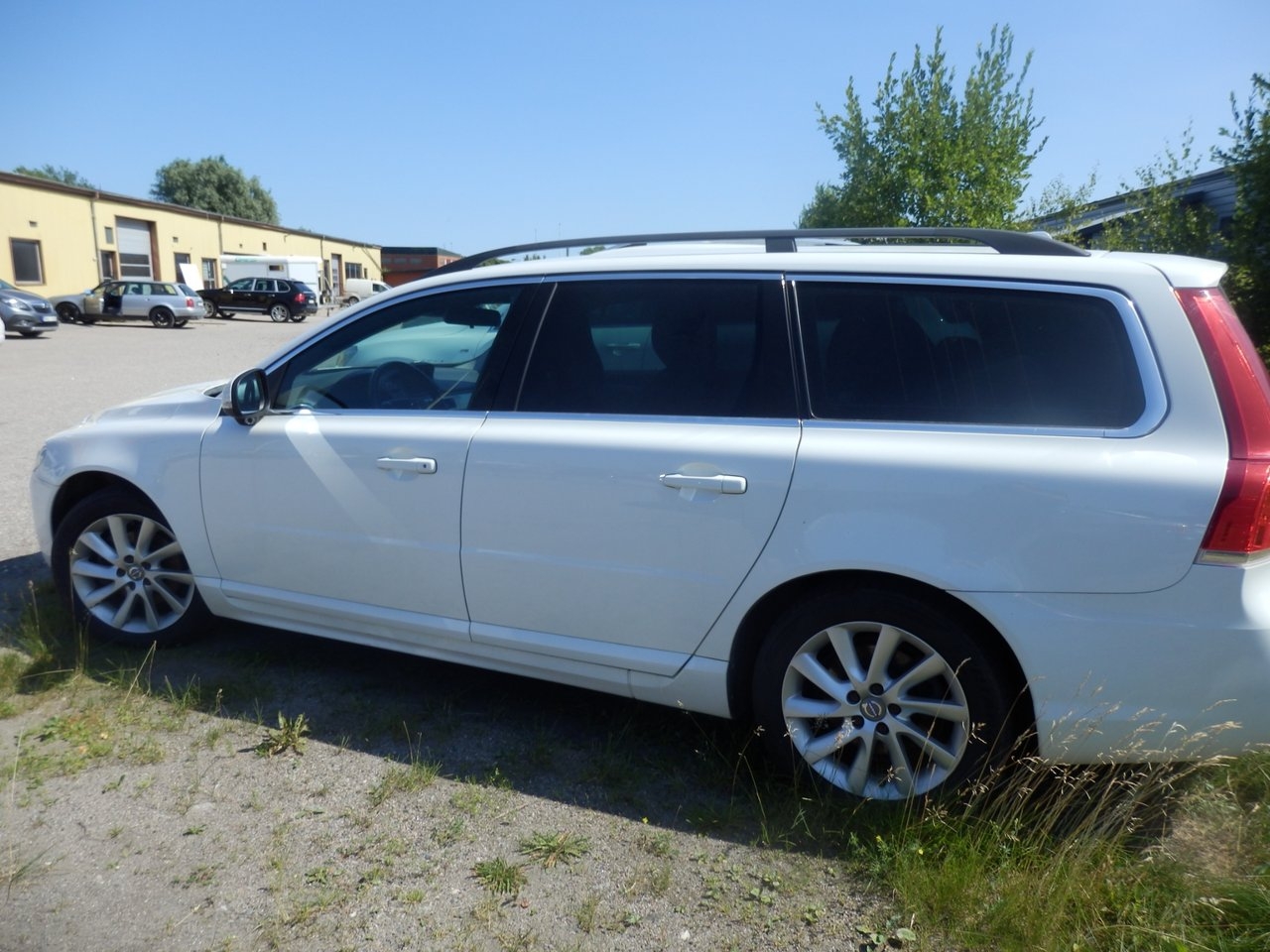 Volvo V70 D4 Classic, Momentum Euro 6 2016, photo 2/5