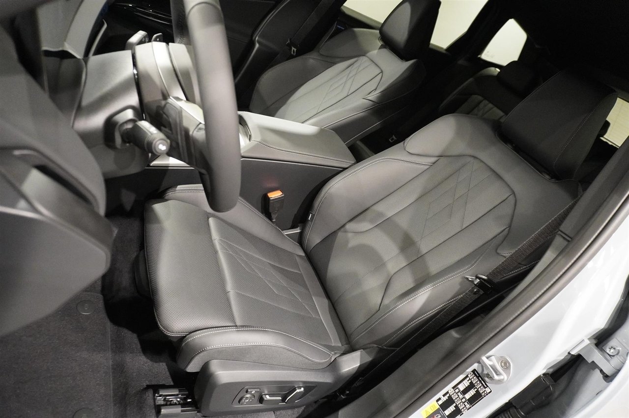 BMW X3 30e xDrive 2026, bild 4/18