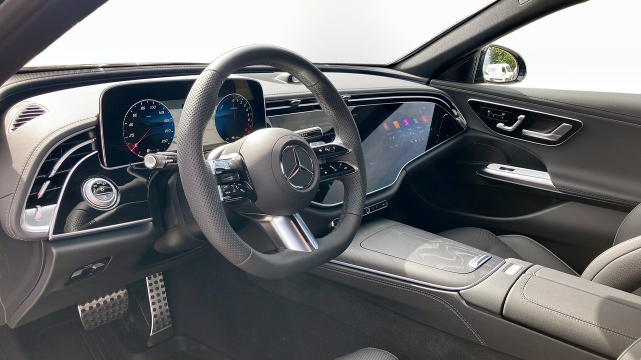 Mercedes-Benz E 300 e SEDAN 2026, bild 4/10