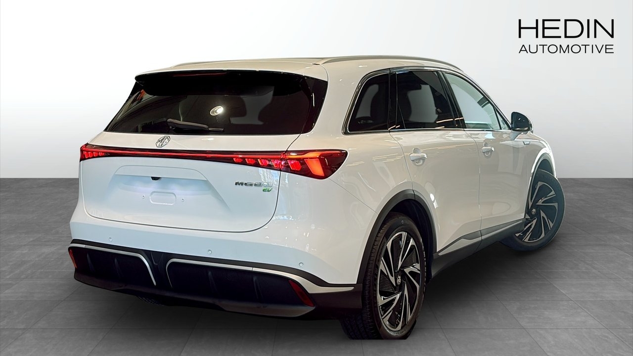 MG MGS6 EV AWD Luxury 362hk 77kWh PANO 2026, photo 2/26