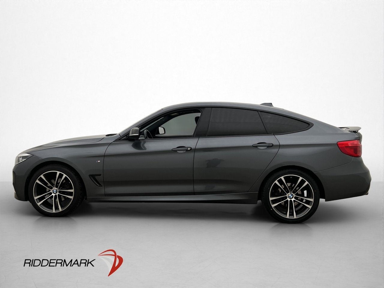 BMW 320 d xDrive GT M-Sport Pano 2018, photo 4/35