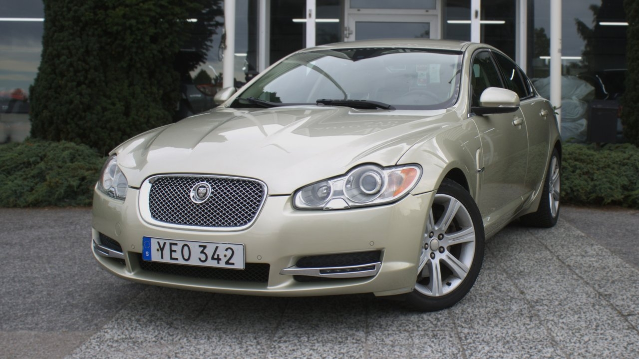 Jaguar XF