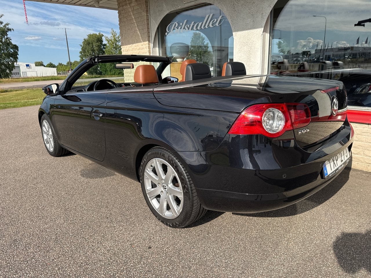 Volkswagen Eos 2010, kuva 3/10