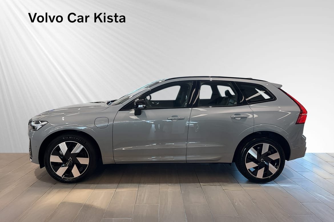 Volvo XC60 T6 Ultra Dark 2025, bild 3/10