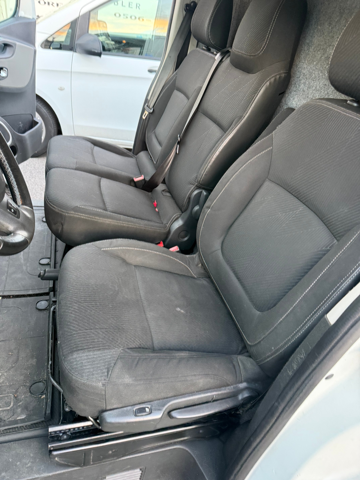 Nissan NV300 L2H1 2017, bild 6/6