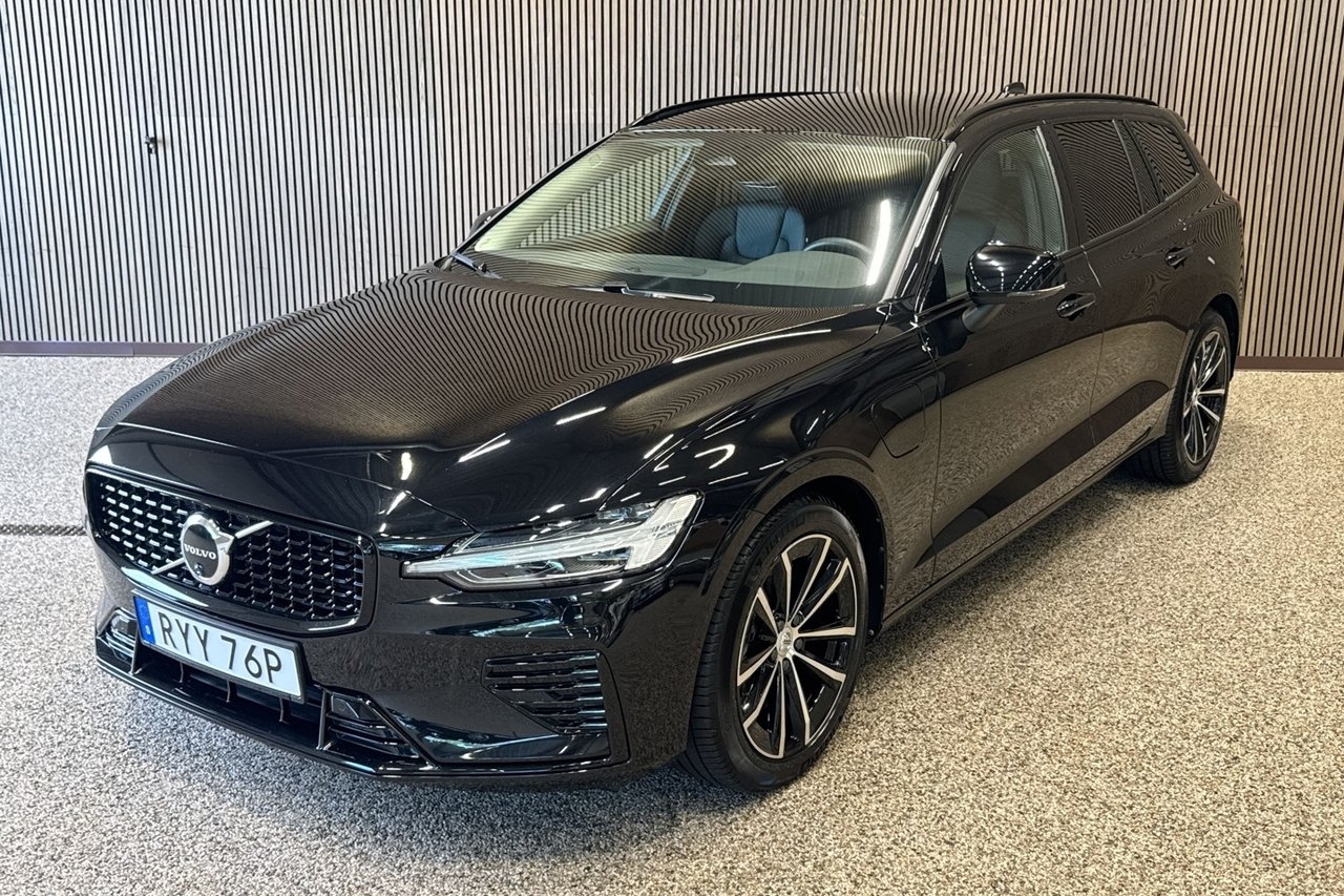 Volvo V60 2026, photo 2/10