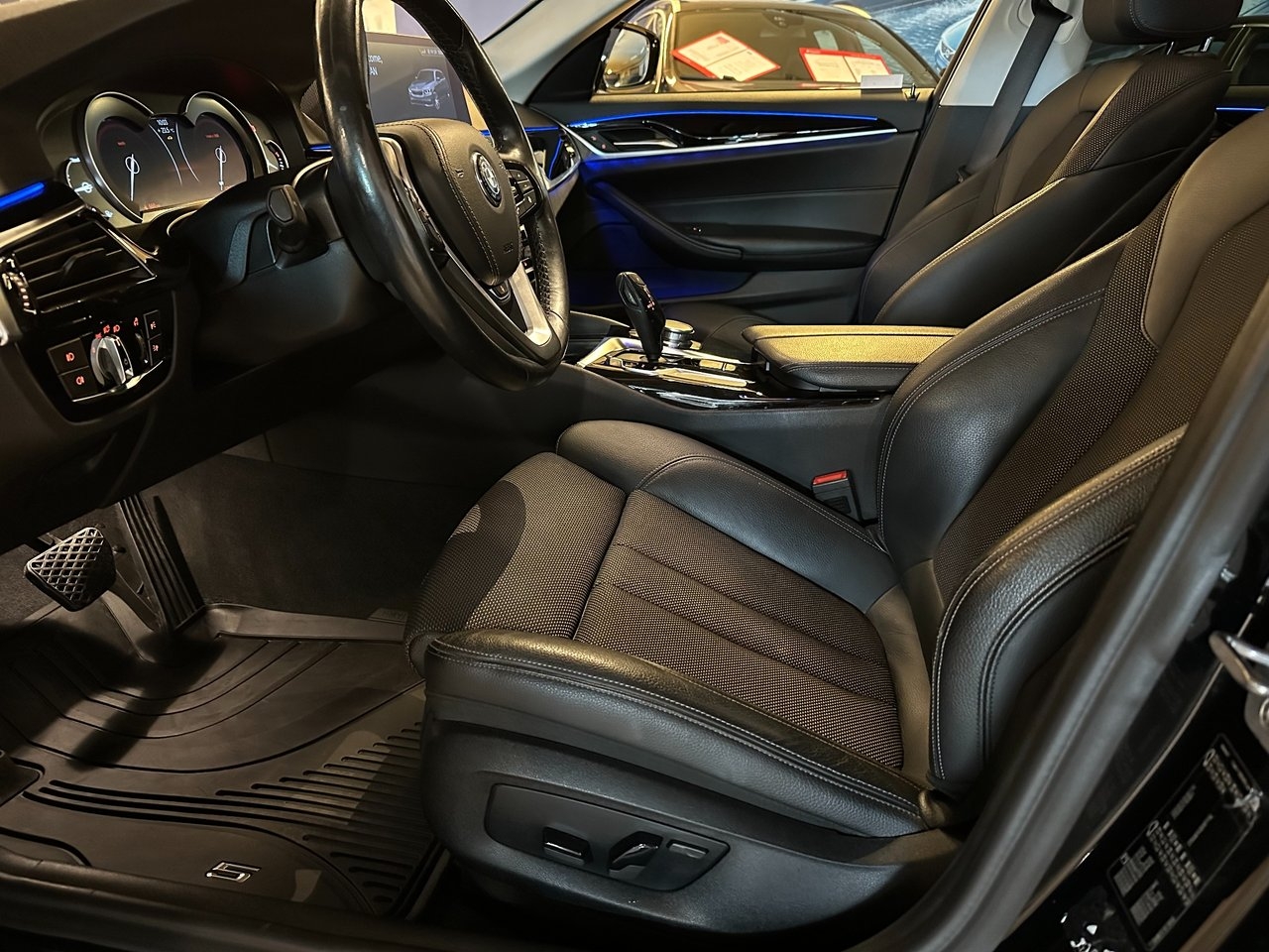 BMW 520 2019, bild 5/10