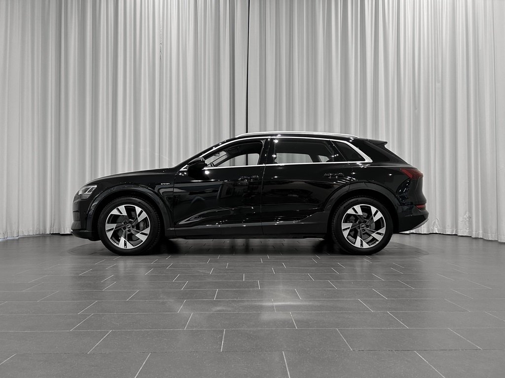 Audi e-tron 55 95 kWh quattro 2022, bild 2/10