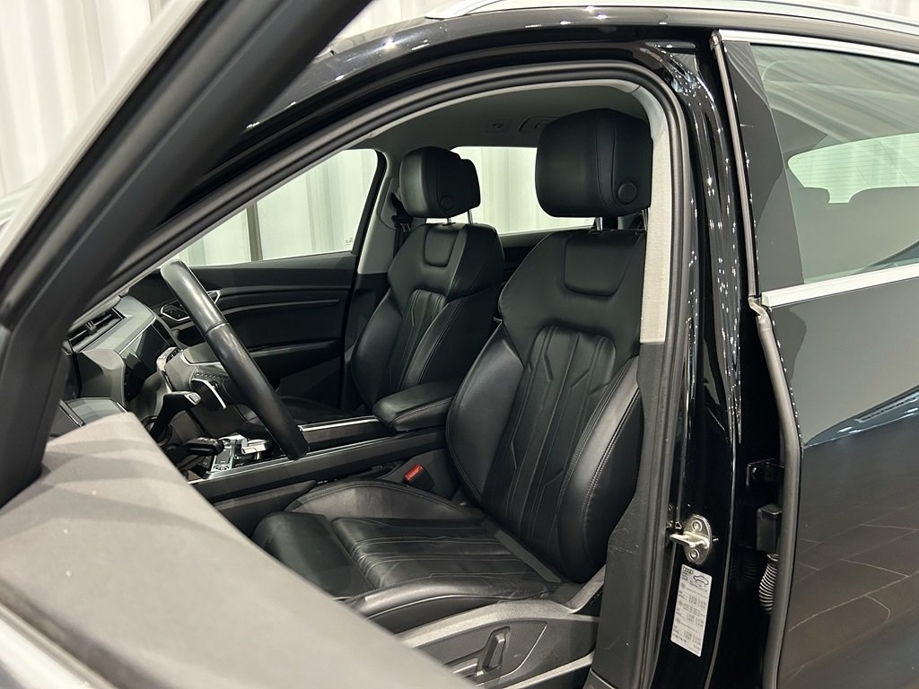 Audi e-tron 55 95 kWh quattro 2022, bild 6/10