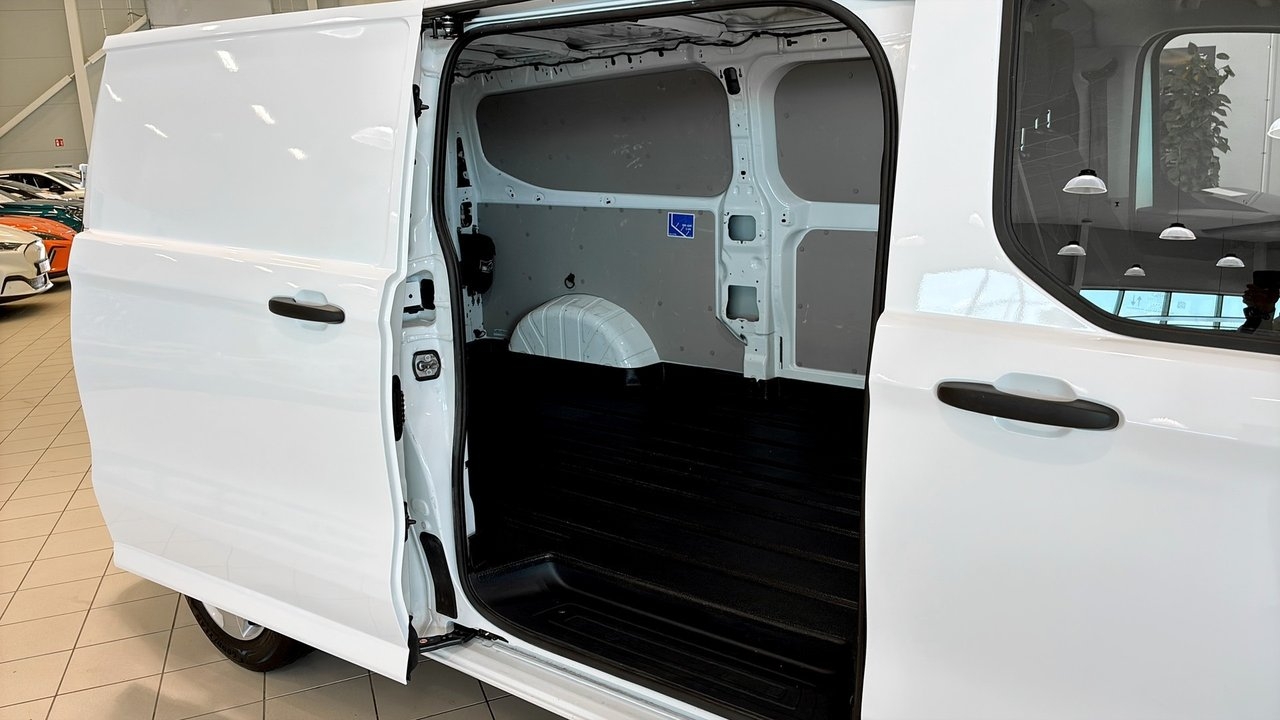 Ford Transit Custom 2024, photo 5/10