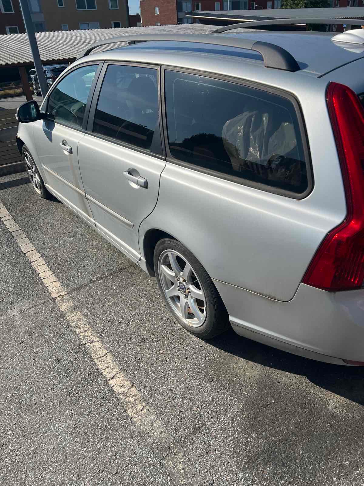 Volvo V50 1.6 D Manuell 2010, kuva 2/9