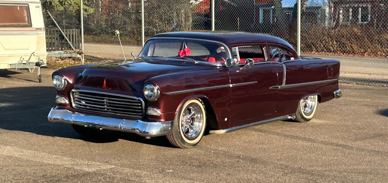 Chevrolet 210