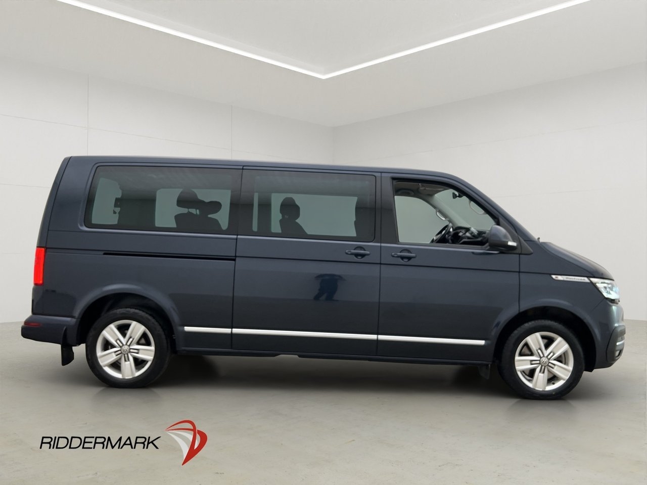 Volkswagen Multivan Lång 4M Värm Drag 2020, bild 2/36