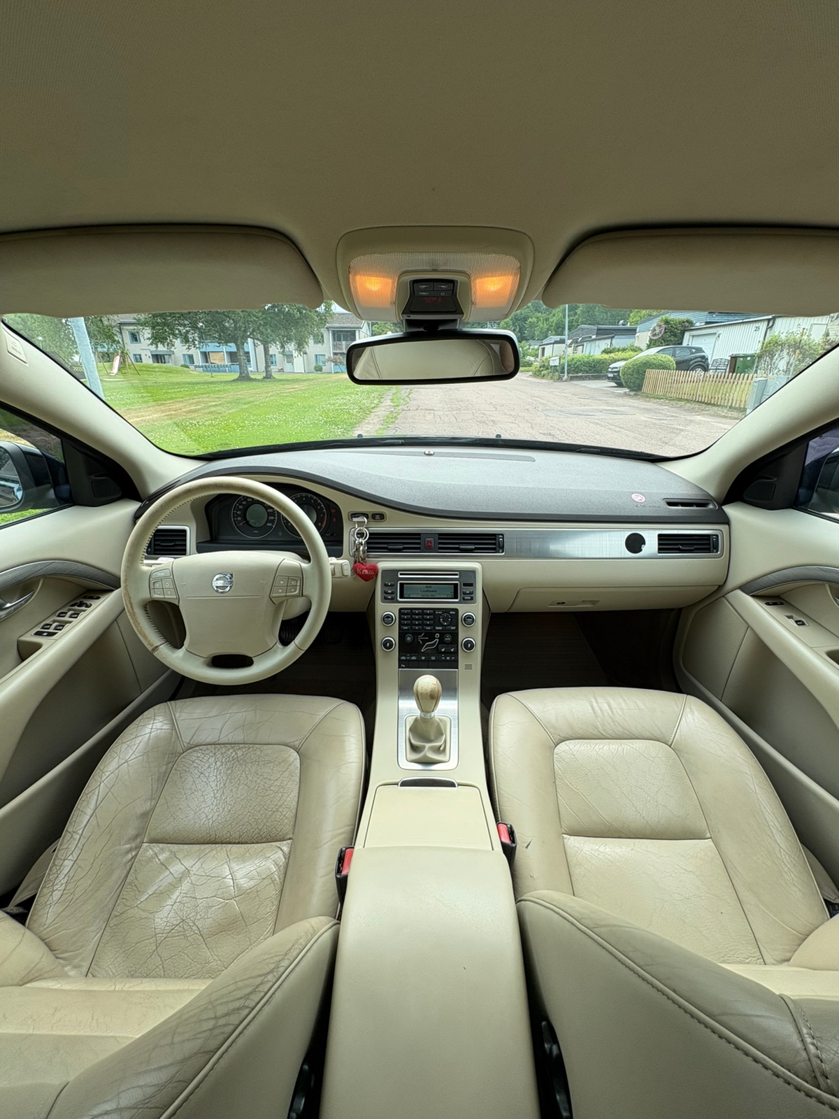 Volvo V70 2.0F Manuell 2008, bild 7/17