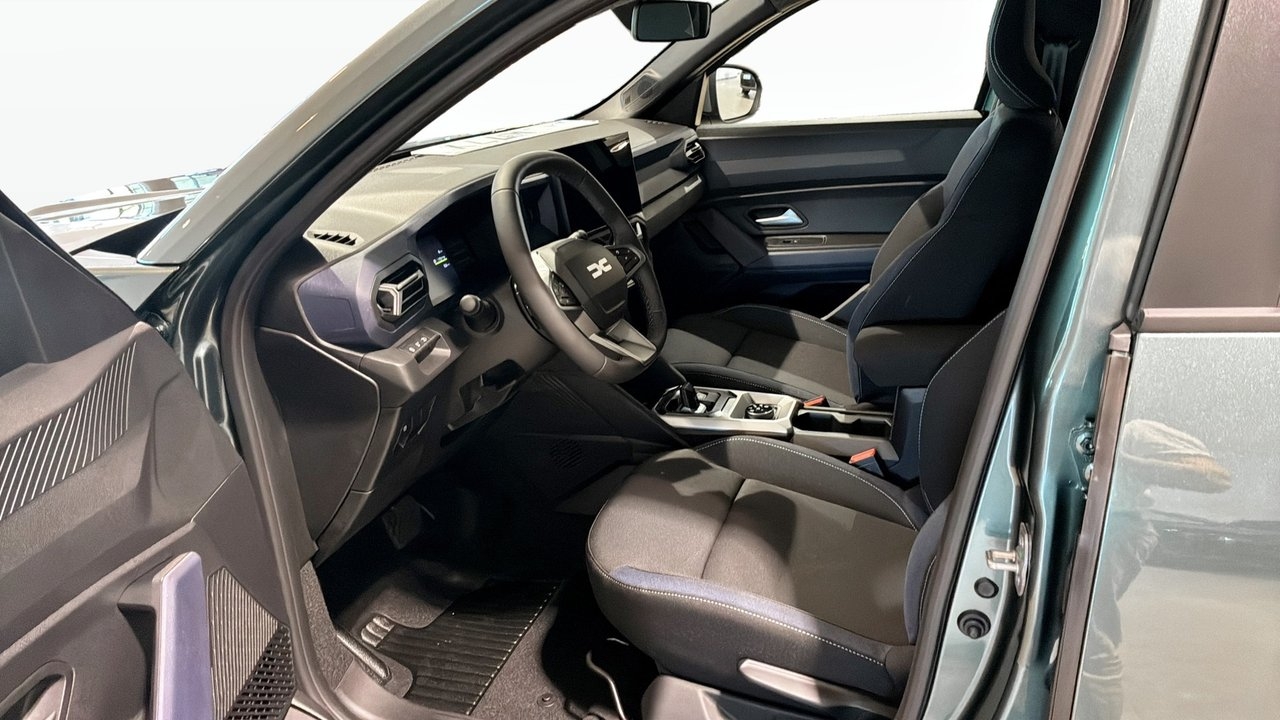 Dacia Duster EXPRESSION HYBRID 150 4X4 2026, bild 3/10