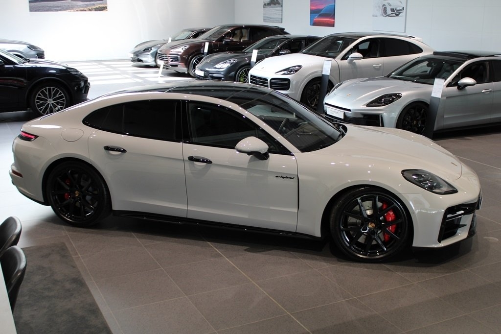 Porsche Panamera 4S E-HYBRID 2026, bild 2/7
