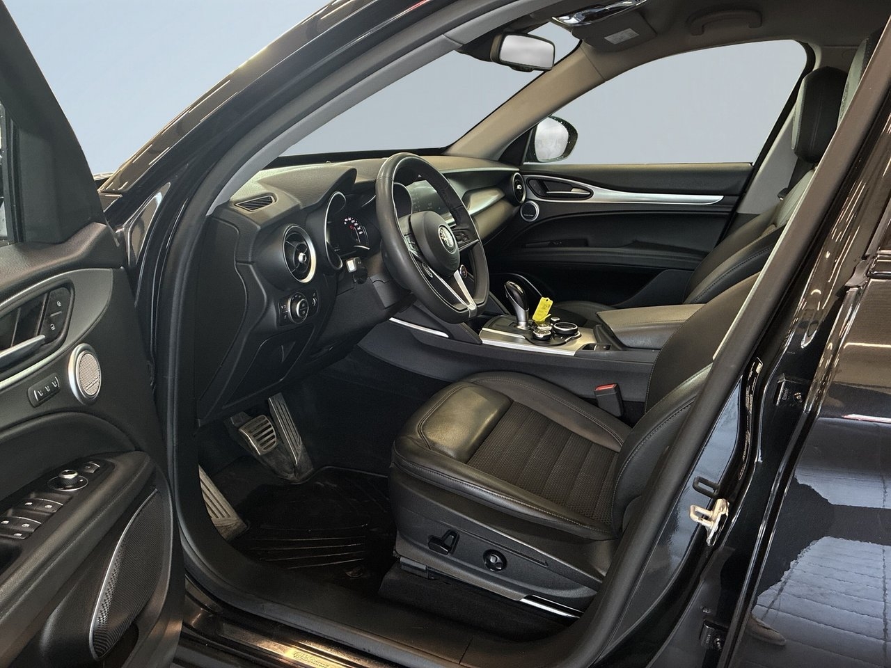 Alfa Romeo Stelvio 2018, bild 7/27