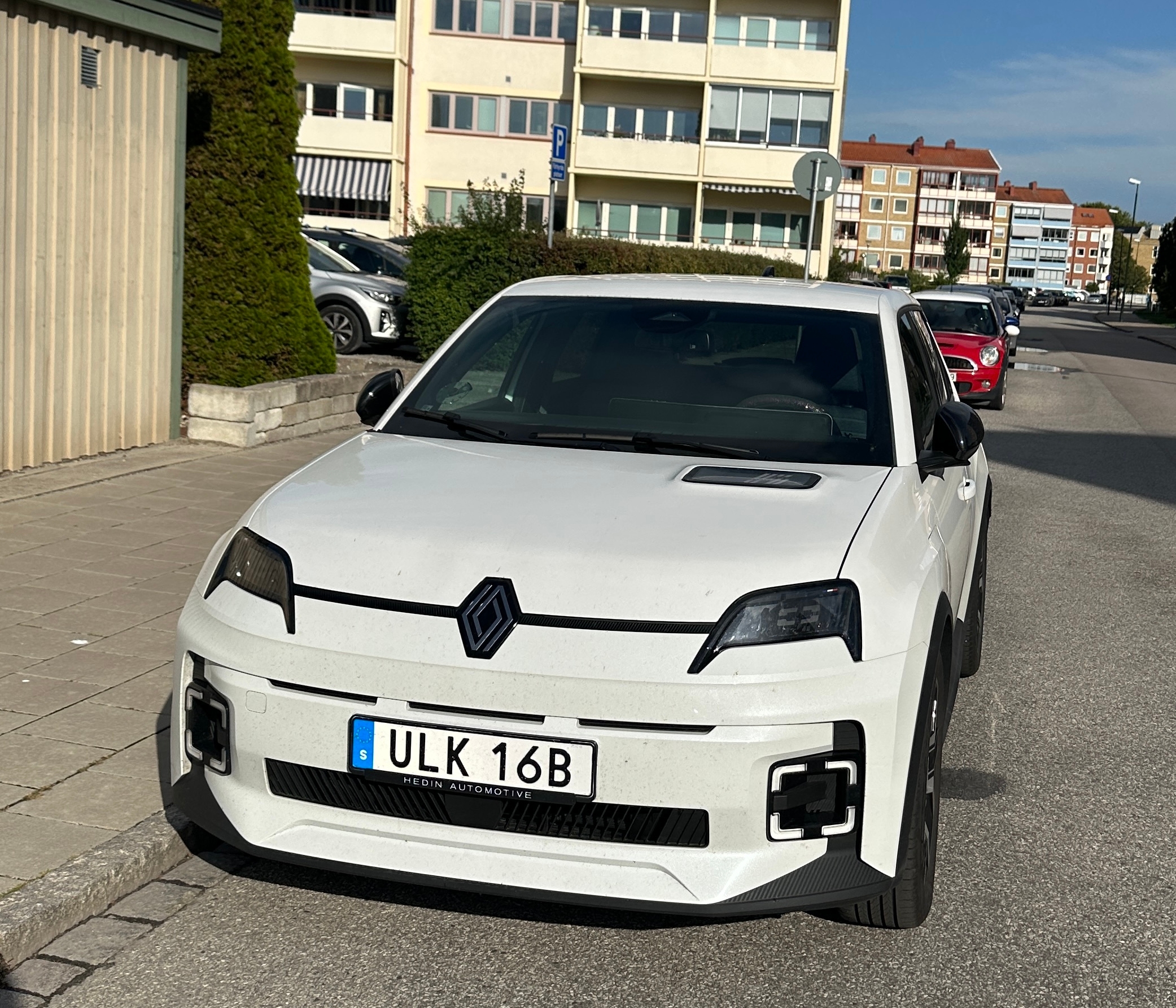 Renault 5 E-Tech 52 kWh 2026, bild 2/3
