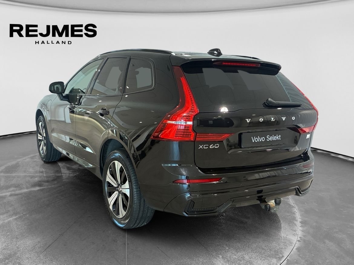Volvo XC60 Recharge T6 Plus Dark 2023, bild 2/16