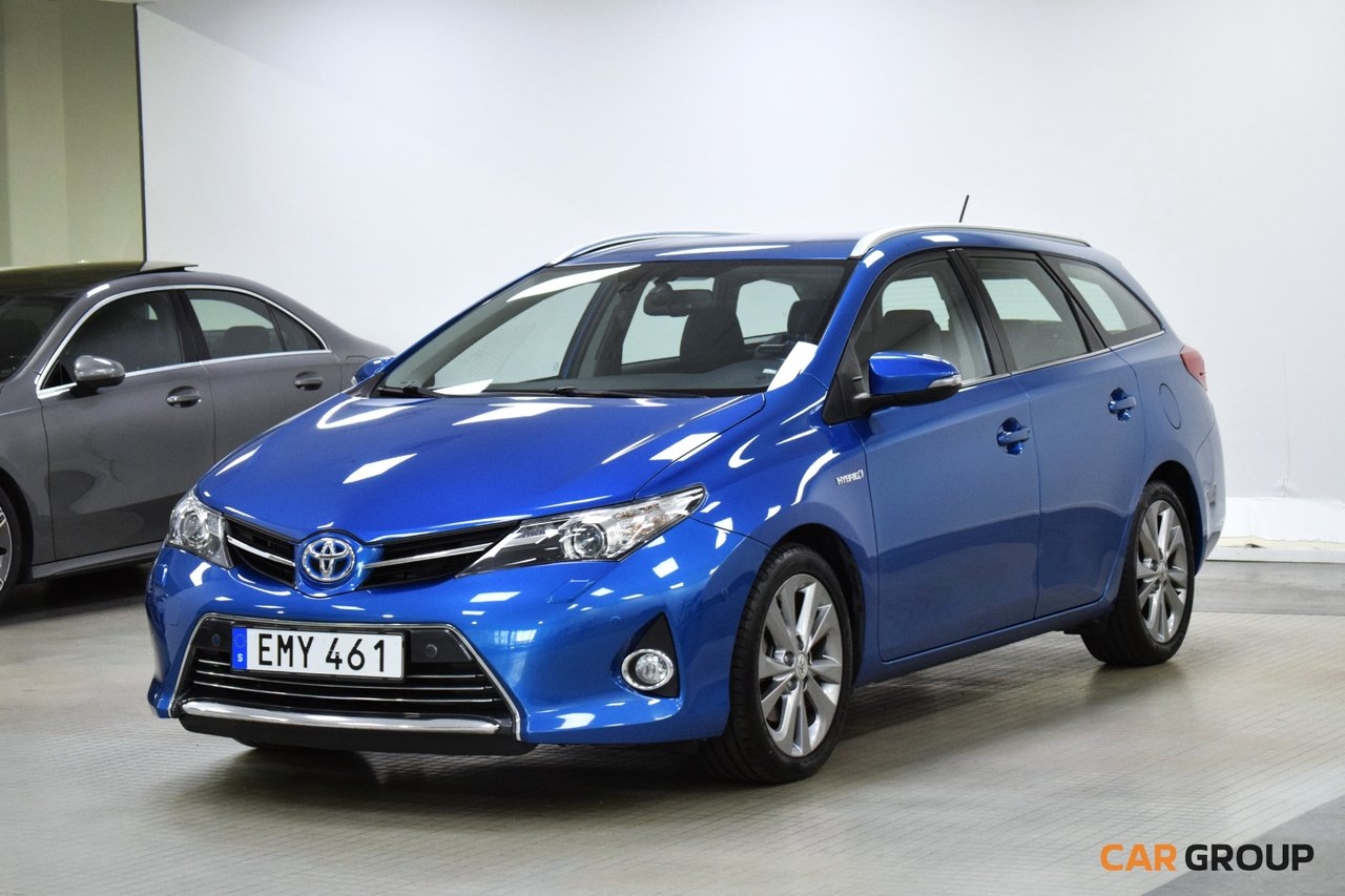 Toyota Auris 2015, bild 2/17