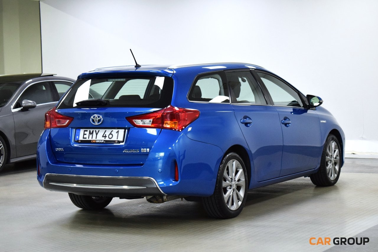 Toyota Auris 2015, bild 6/17