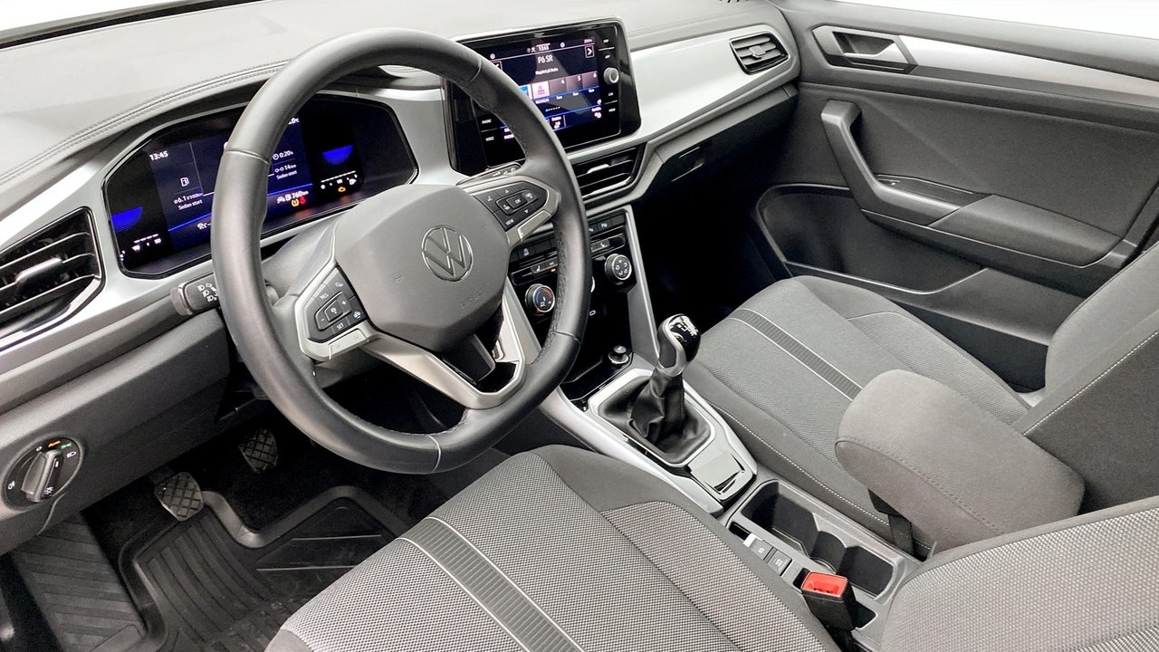 Volkswagen T-Roc TSI 110/Assistanspaket 2023, bild 7/10