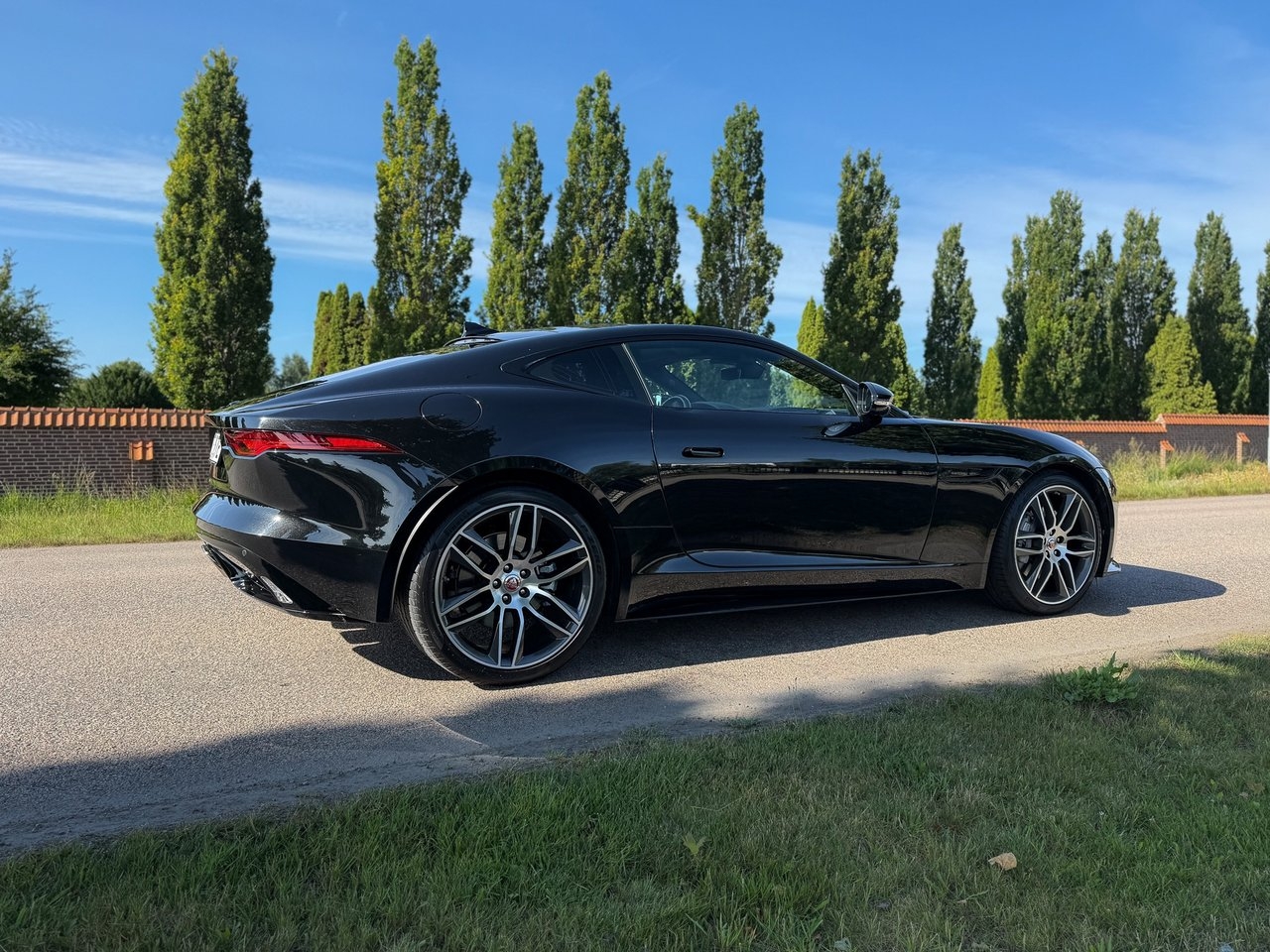 Jaguar F-Type P300 R-Dynamic Black 2022, bild 4/10