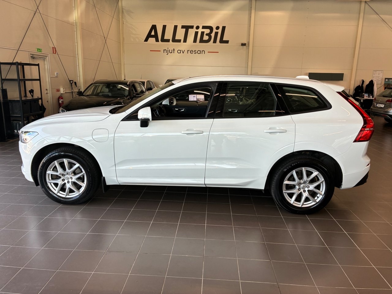 Volvo XC60 2020, bild 2/10