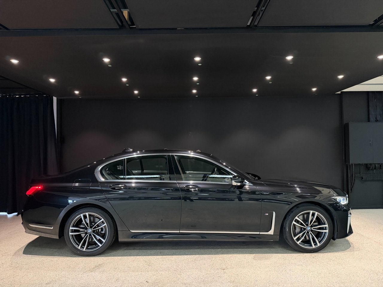 BMW 740 d xDrive 2021, bild 6/23