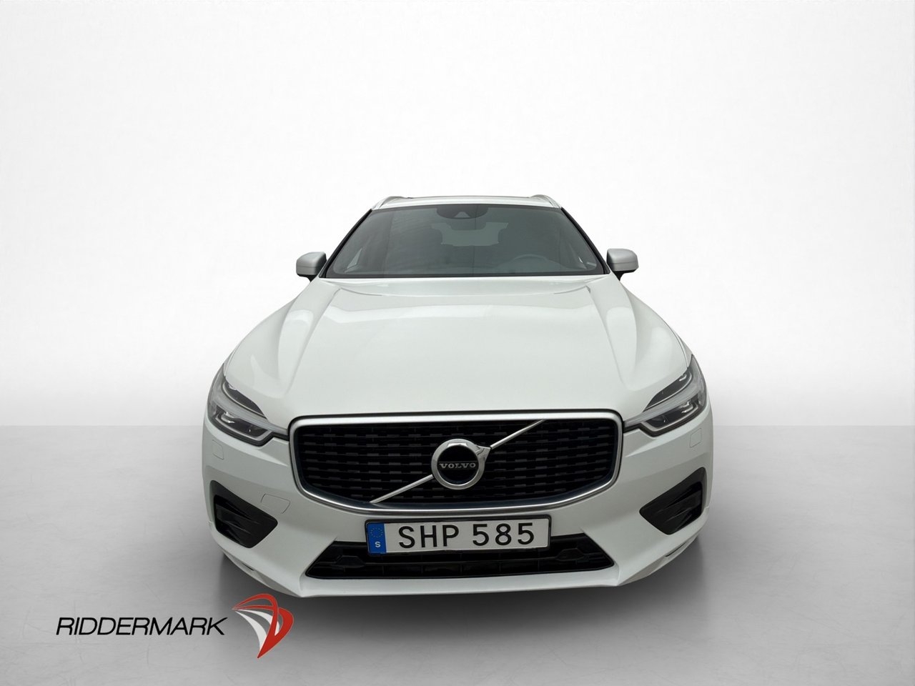 Volvo XC60 T5 AWD R-Design Pano 2019, photo 2/38