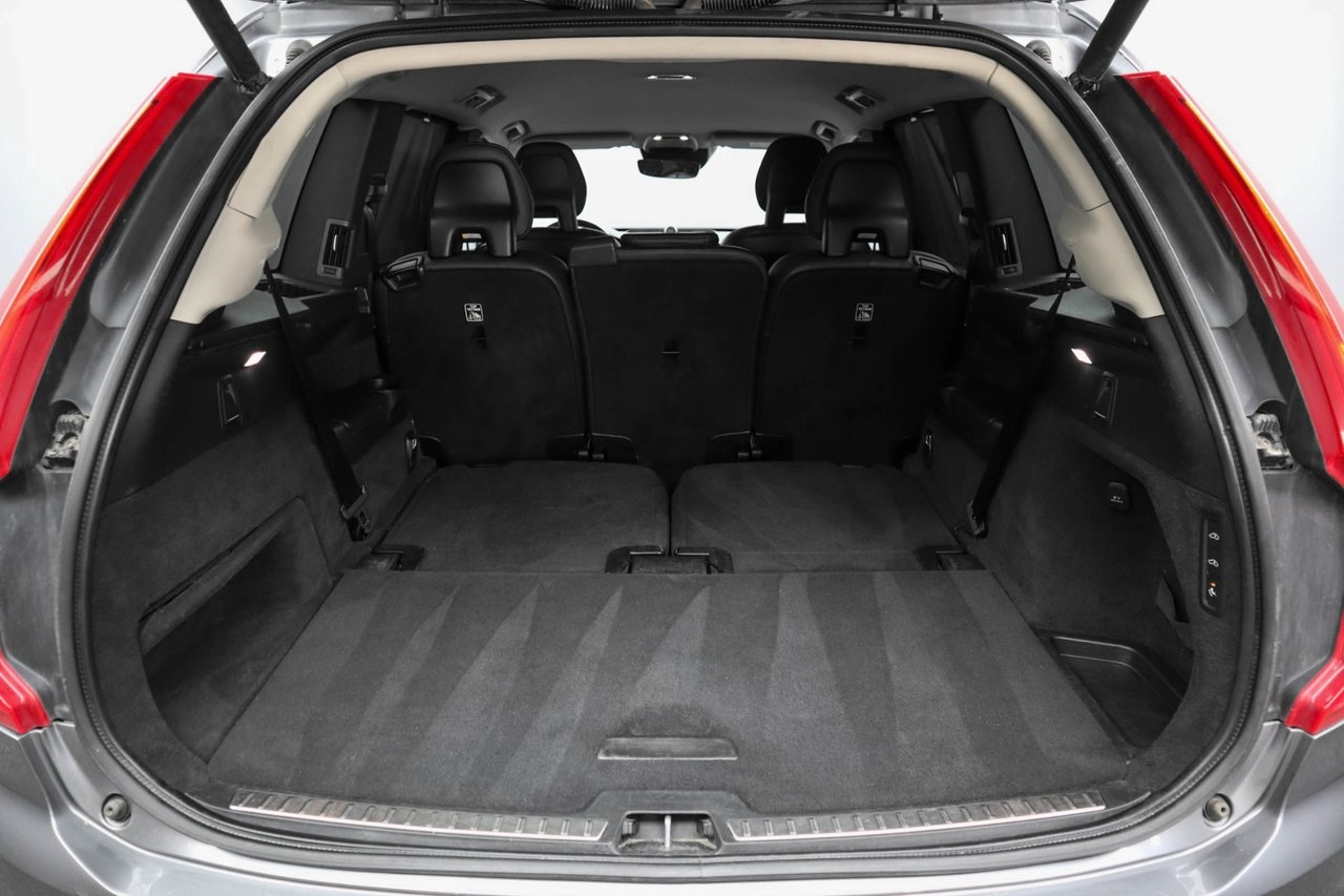 Volvo XC90 2017, kuva 7/7