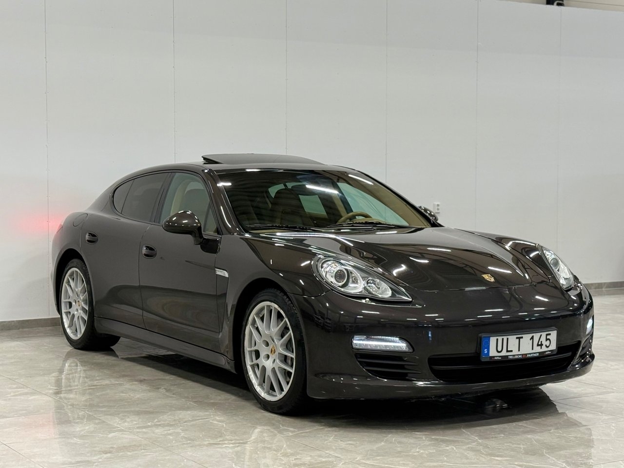 Porsche Panamera Diesel TipTronic S 2012, kuva 2/10