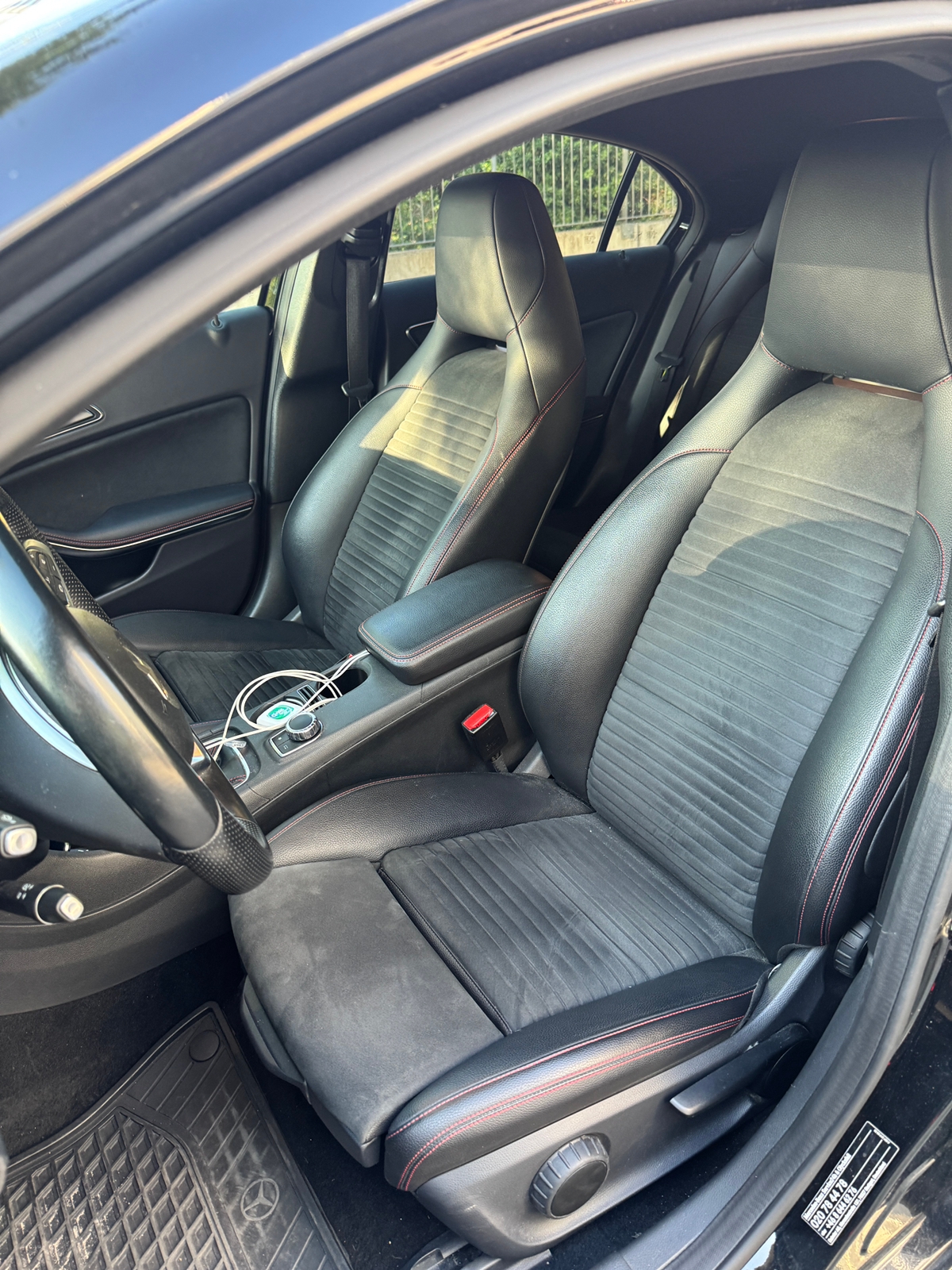 Mercedes-Benz A 180 d Manuell 2016, bild 6/10