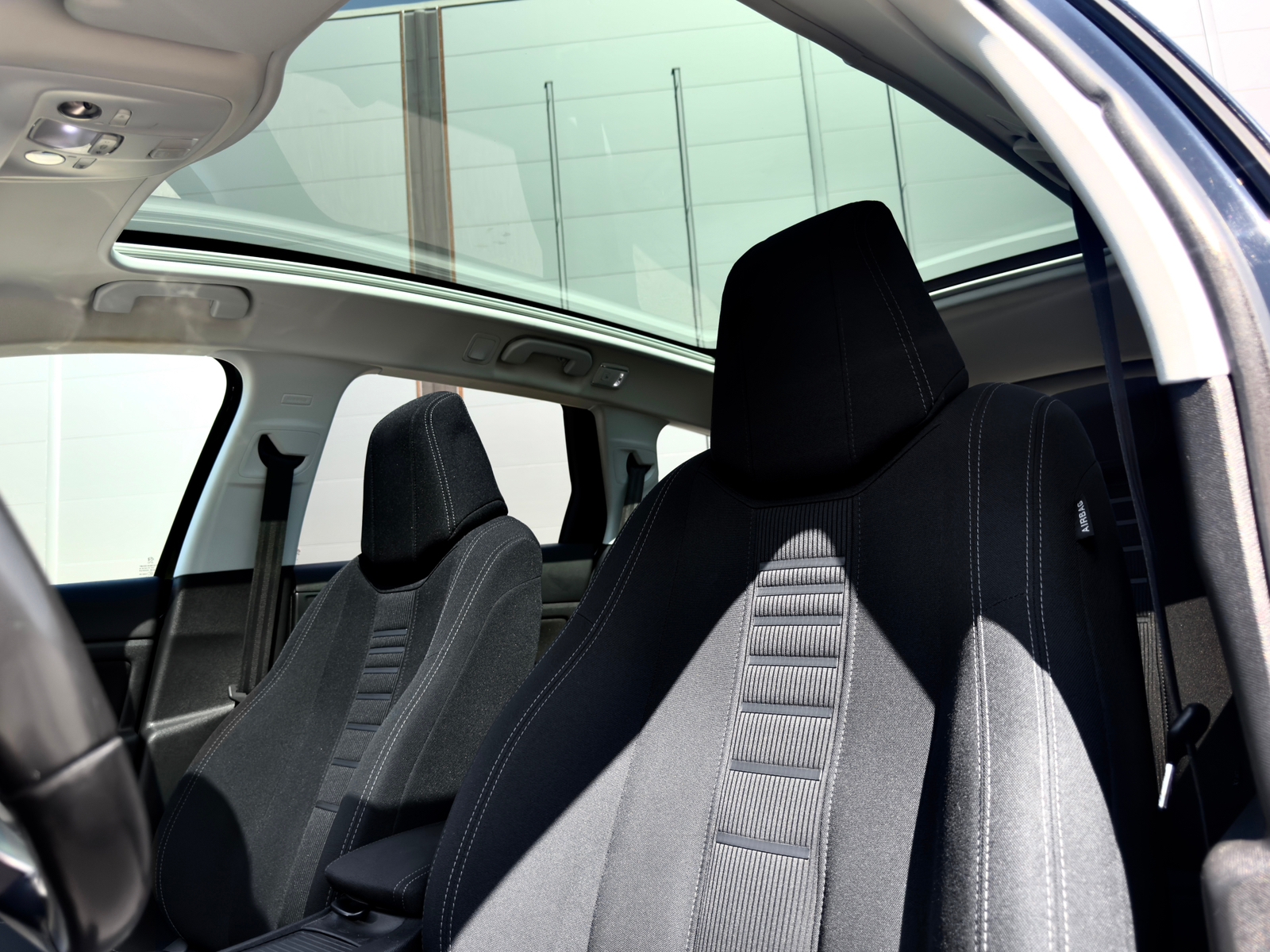 Peugeot 308 2014, kuva 6/6