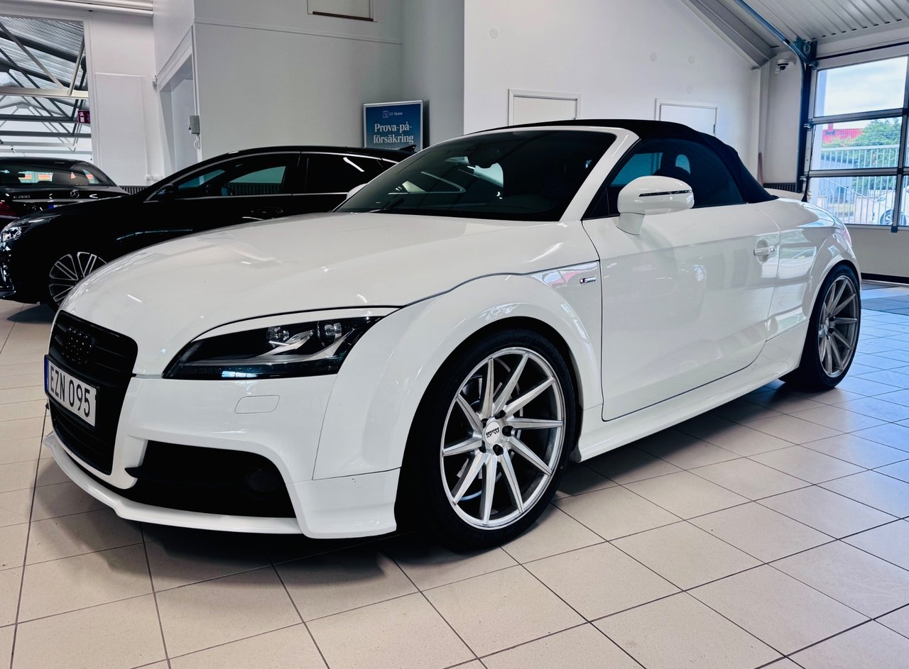 Audi TT Roadster 2.0 TFSi Quattro S-Line 2012, bild 7/25