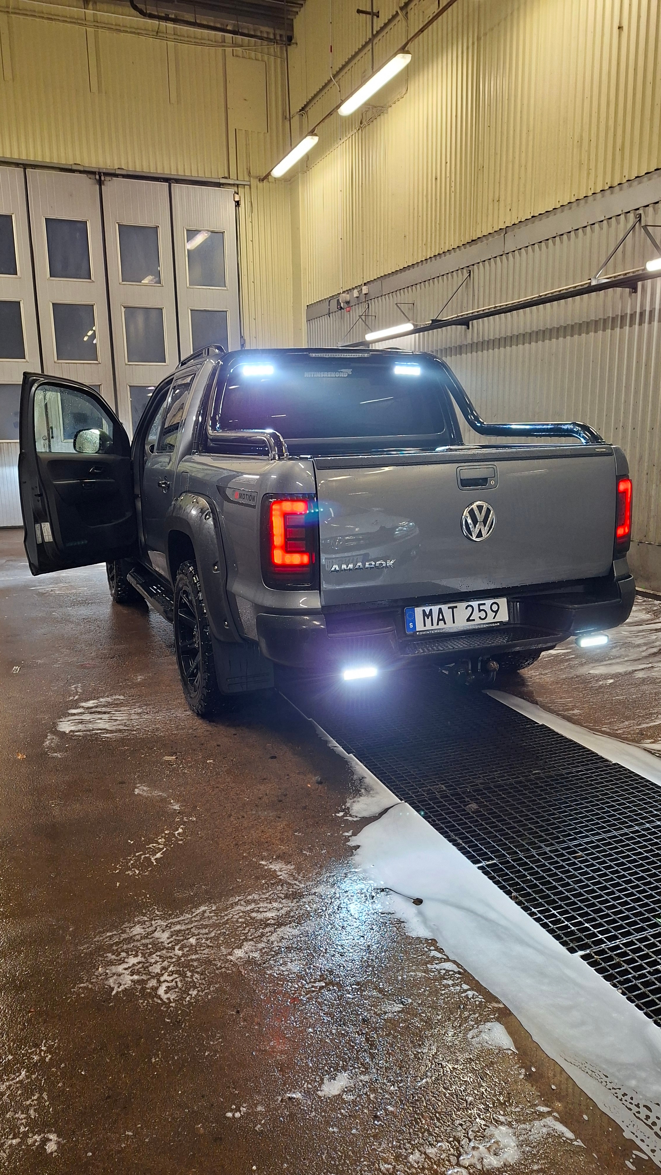 Volkswagen Amarok 2016, bild 6/9